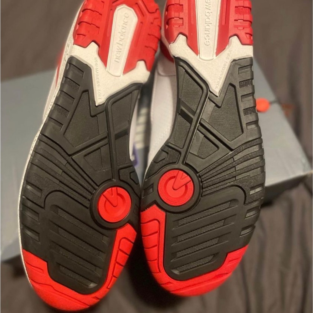 New balance shoes never used